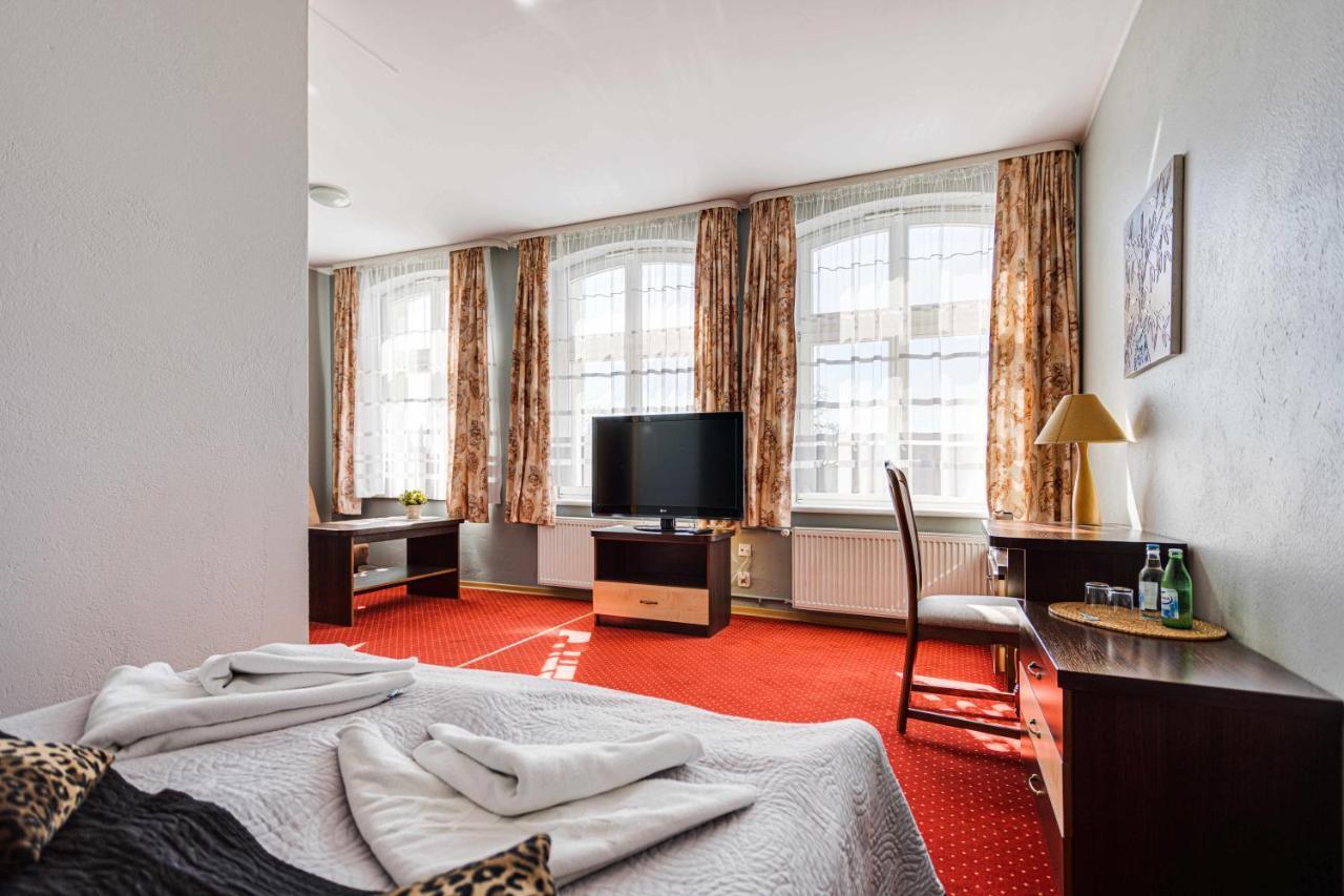 Hotel Sowa Elblag Esterno foto